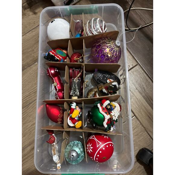 Lot of 22 Holiday Ornaments Christmas Stars Sphere Santa Metal Bundle - Picture 15 of 15